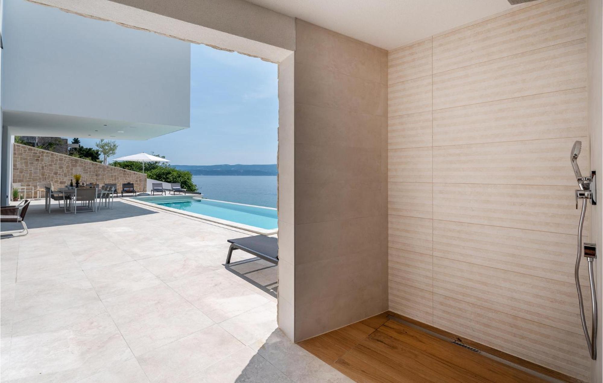 Beautiful Home In Omis With Kitchen Eksteriør bilde